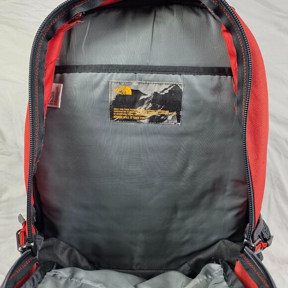 The North Face Jester Red Hiking Backpack Camping Outdoors School Casual Walking - Picture 8 of 13